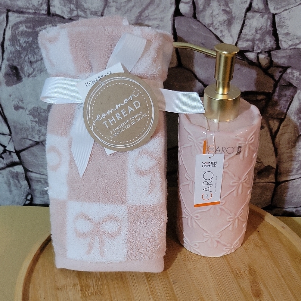 Pink Bath Set 2 Hand Towels And Soap Dispenser